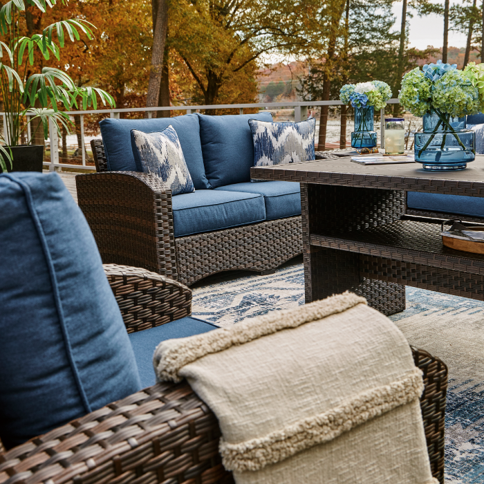 Windglow Loveseat Group 4-Piece - Image 4