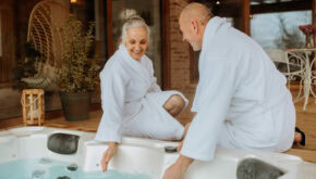 Is Your Hot Tub’s Cover Ready to Handle Cooler Weather?